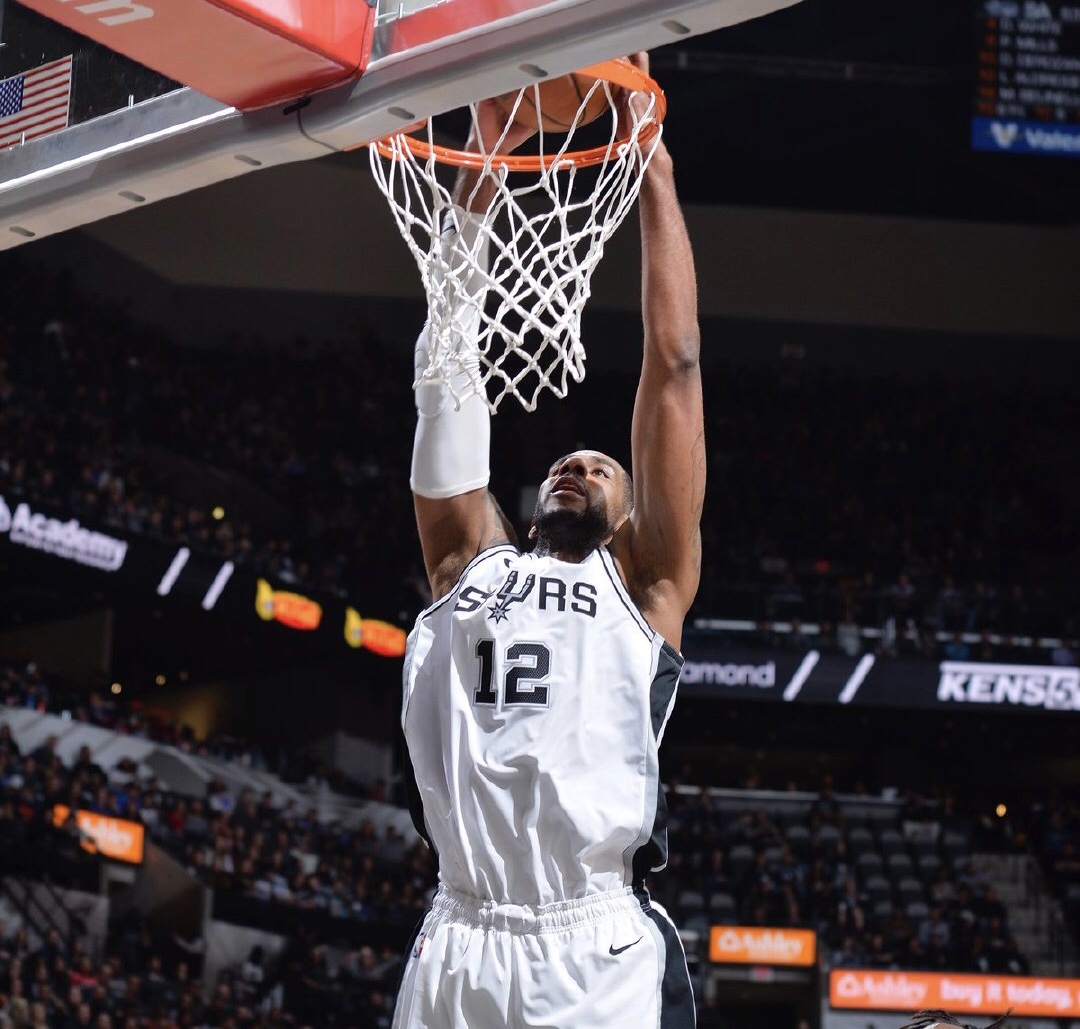 开云体育中国-包含活塞中锋阿尔德里奇:聚焦防守敌方赛局的词条