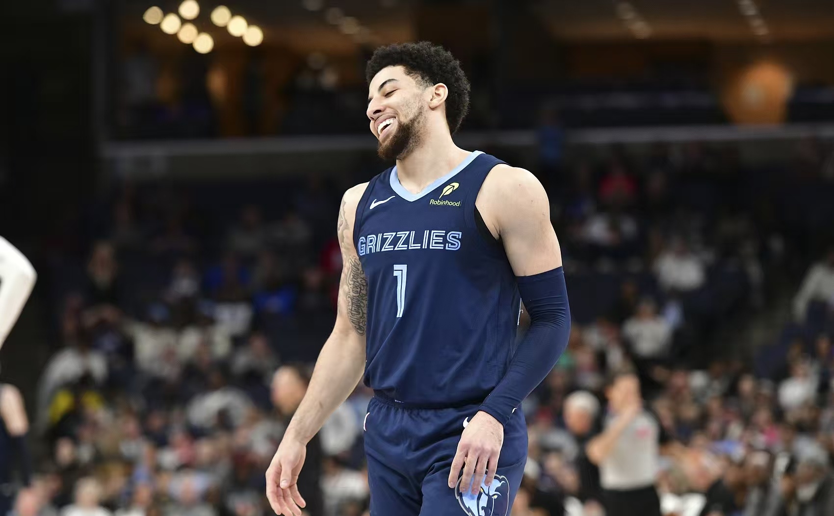 开云下载-关于灰熊力克湖人取得连胜,保持不败的信息