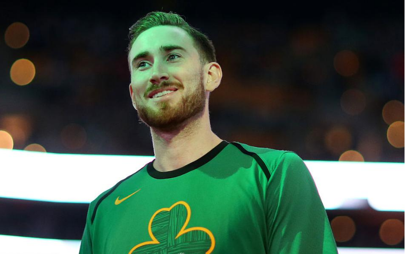 波士顿凯尔特人鏖战里昂，安赛龙极限生还后反打鏖战多局成都决赛之夜，技惊四座的简单介绍