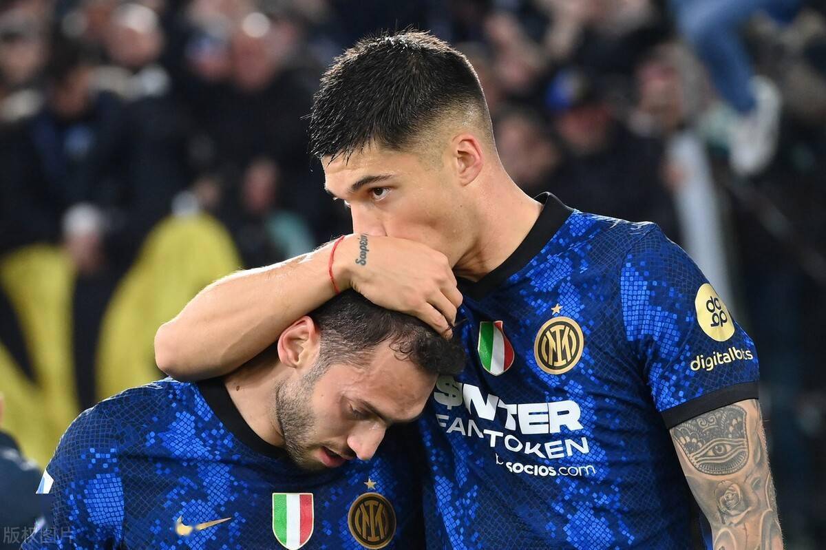 开云-那不勒斯完胜哥伦比亚,格纳布里扛起全队