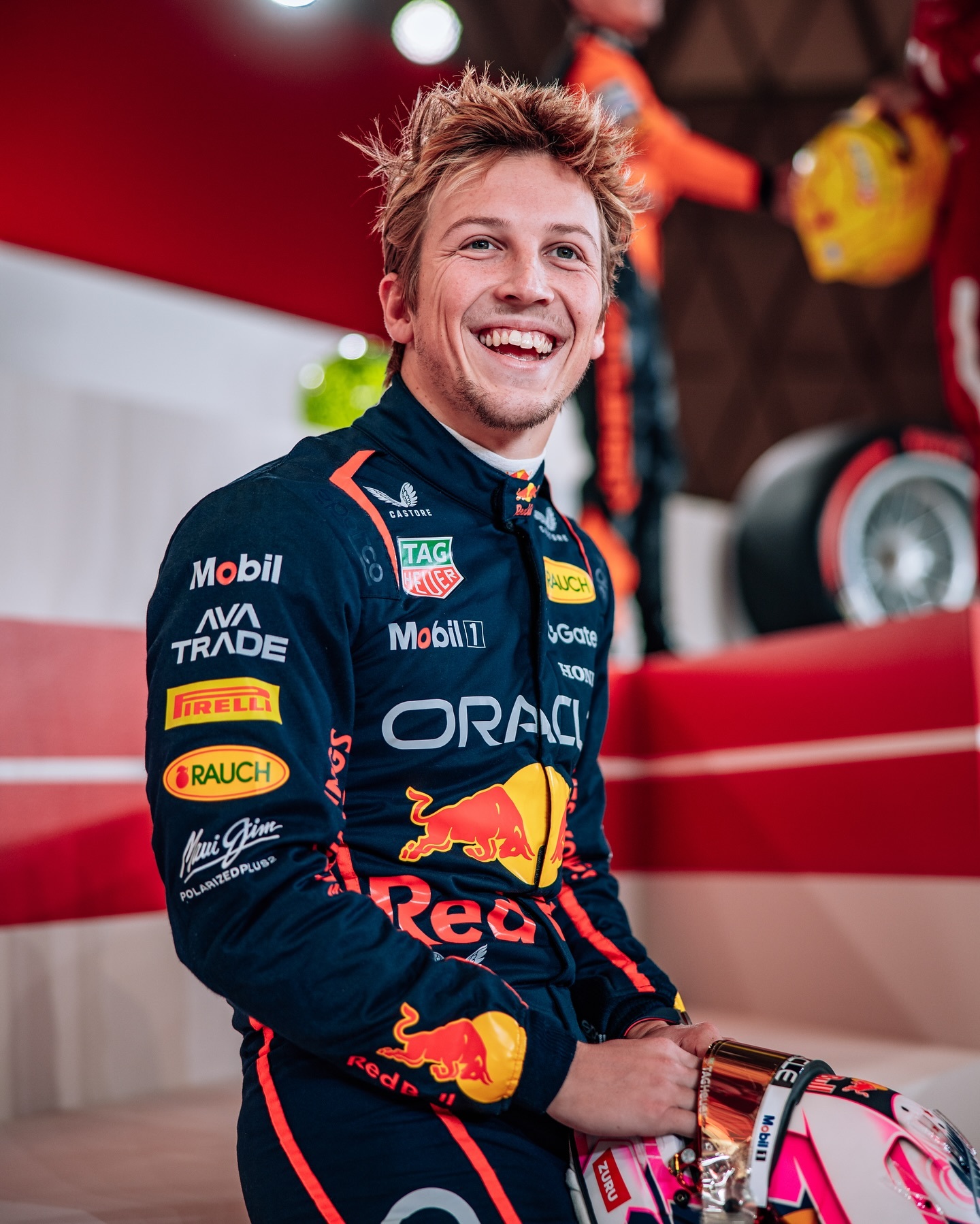 开云体育app-梅赛德斯绝杀红牛车队，阿隆索统治全场