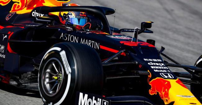 梅赛德斯绝杀红牛车队，阿隆索统治全场